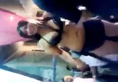 نوجوانان زیبا در یک لینک سک۳۰ عیاشی بانگ بانگ وحشی
